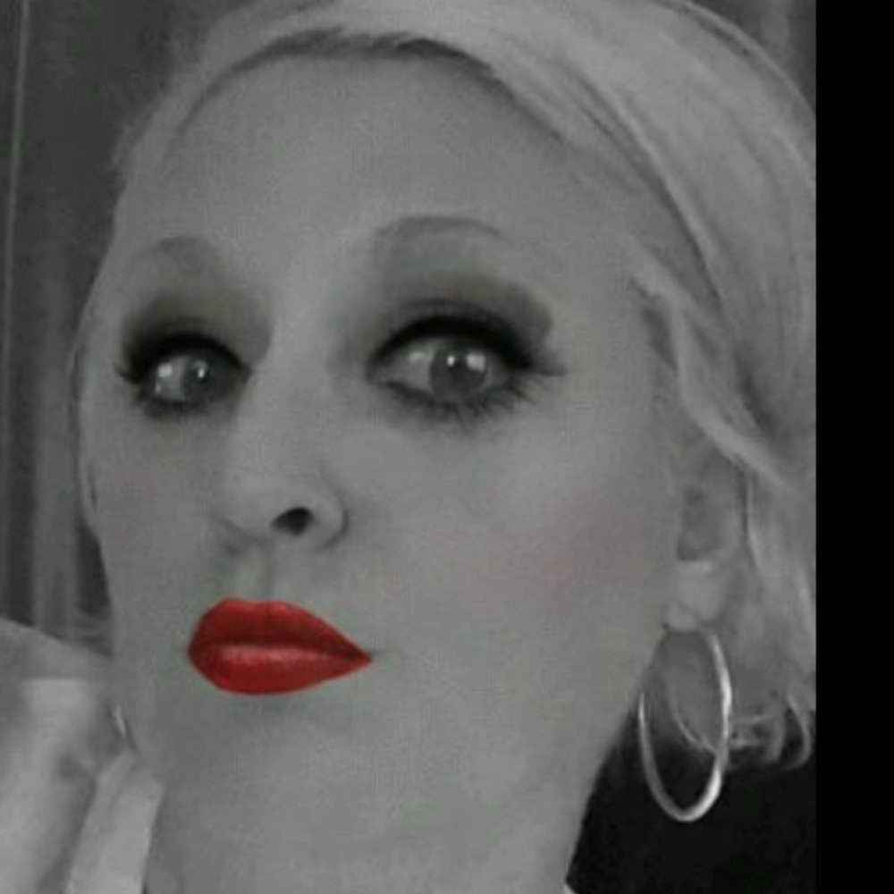 Meet your Posher, Brandi